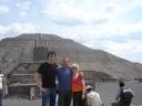 Por fín un descanso y pirámides! La del Sol en Teotihuacán